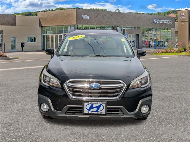 2019 Subaru Outback 2.5i Premium photo 4