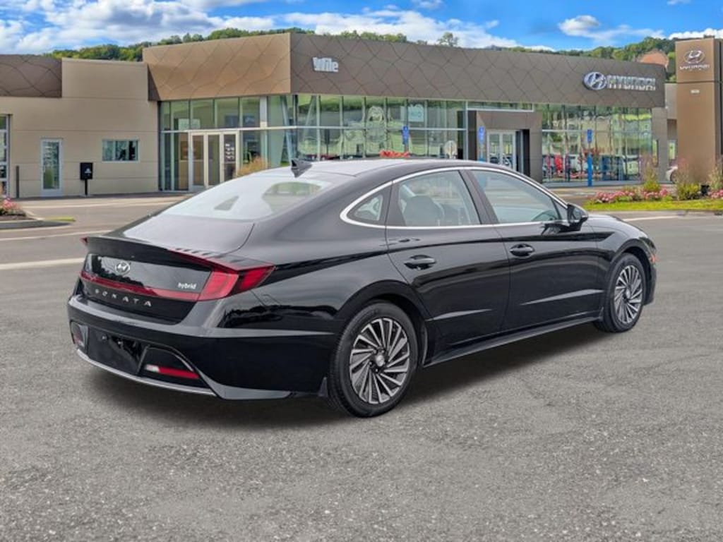 Certified 2023 Hyundai Sonata Hybrid SEL Sedan