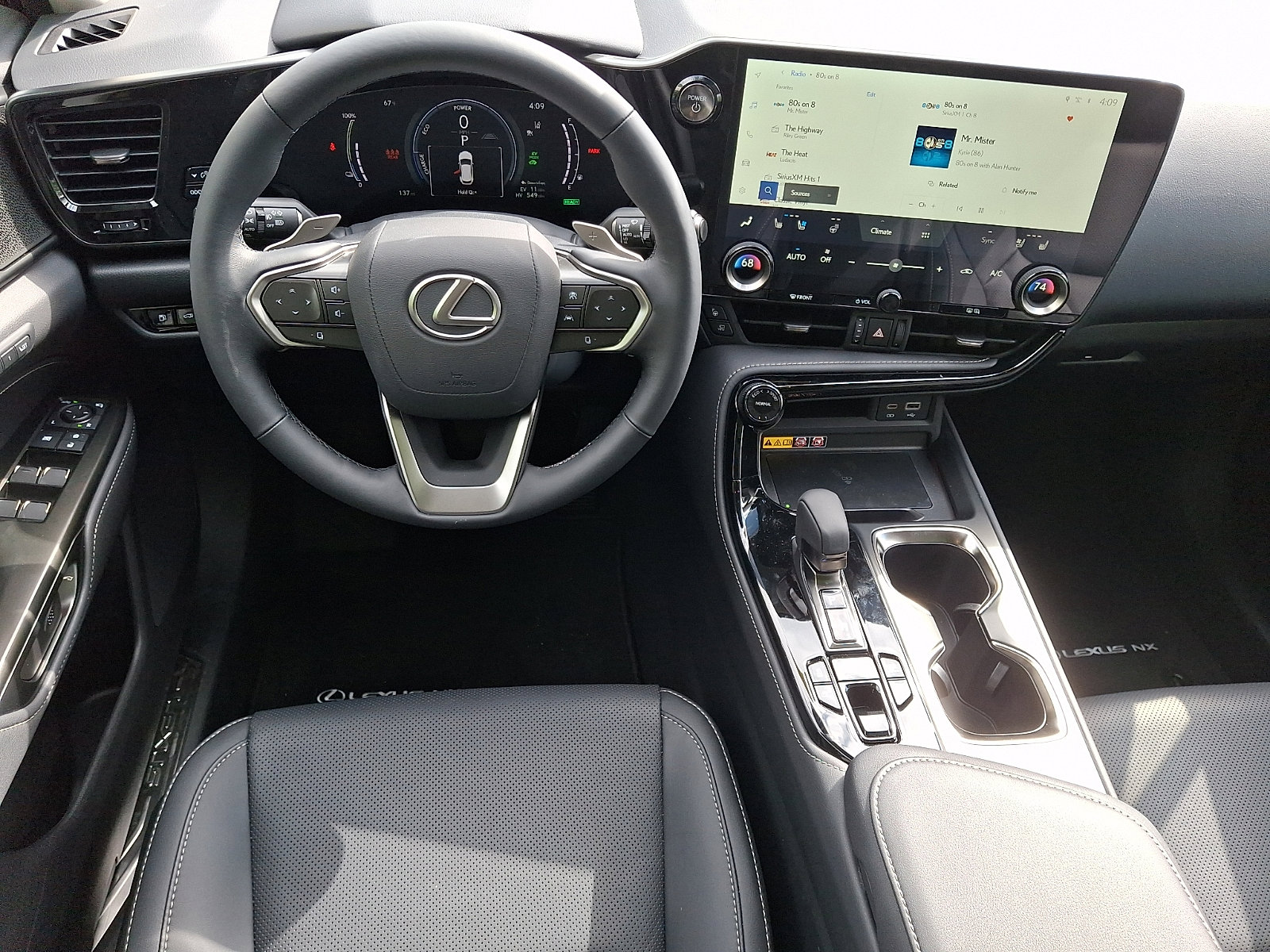 2026 Lexus NX 450h+ Luxury - Photo 7