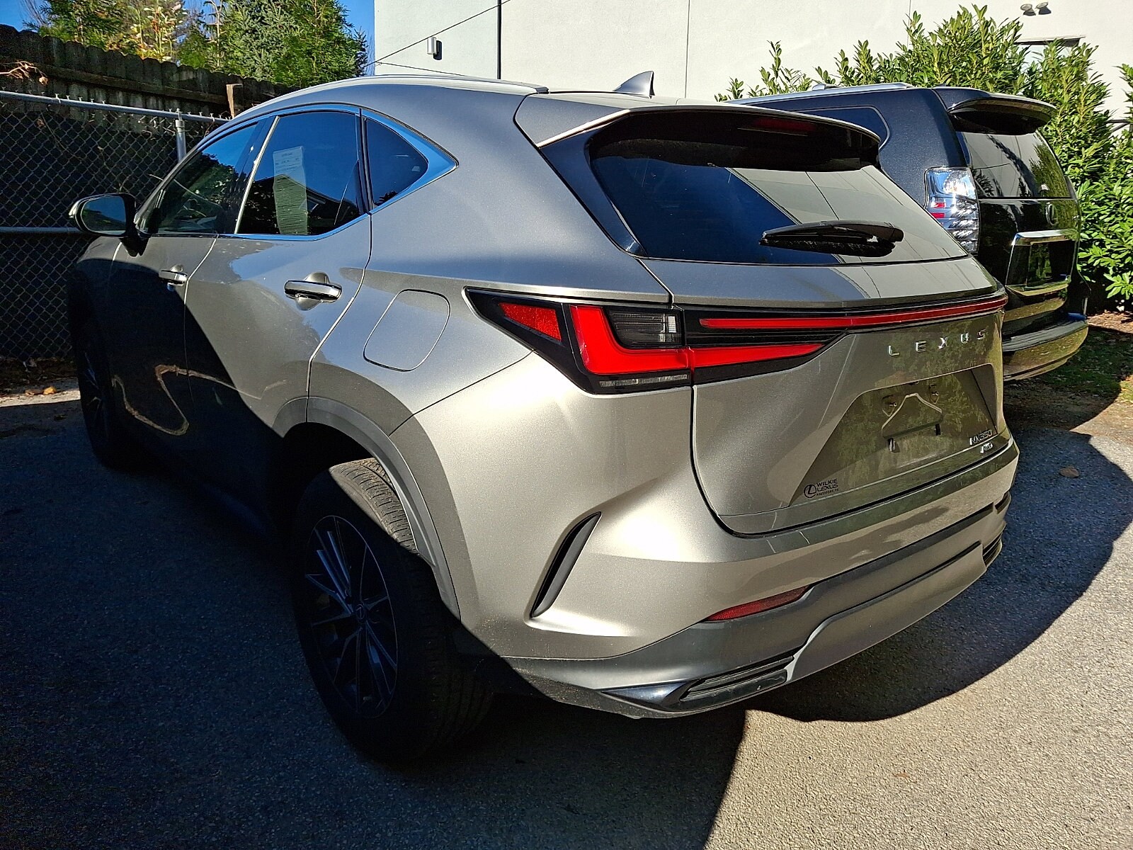 2022 Lexus NX 350 photo 2
