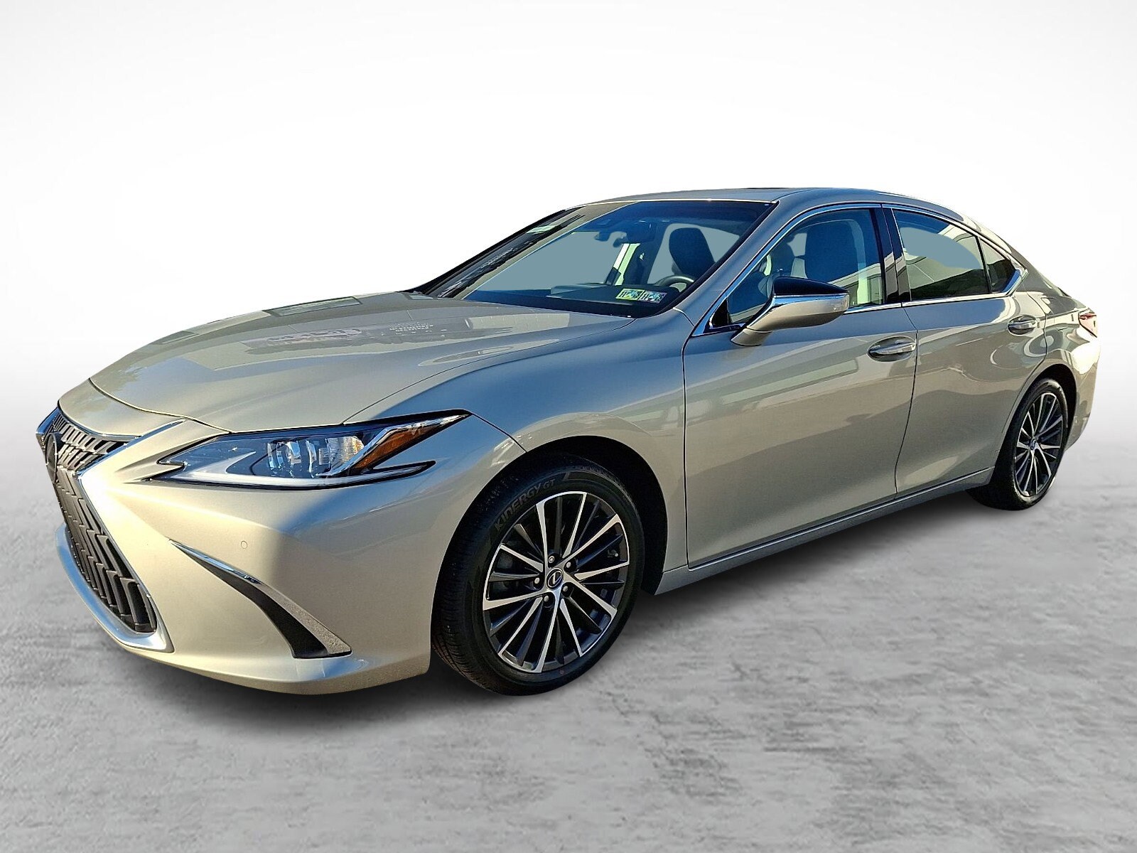 2023 Lexus ES 350 photo 3