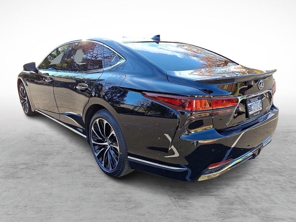 Certified 2022 Lexus LS 500h AWD Sedan