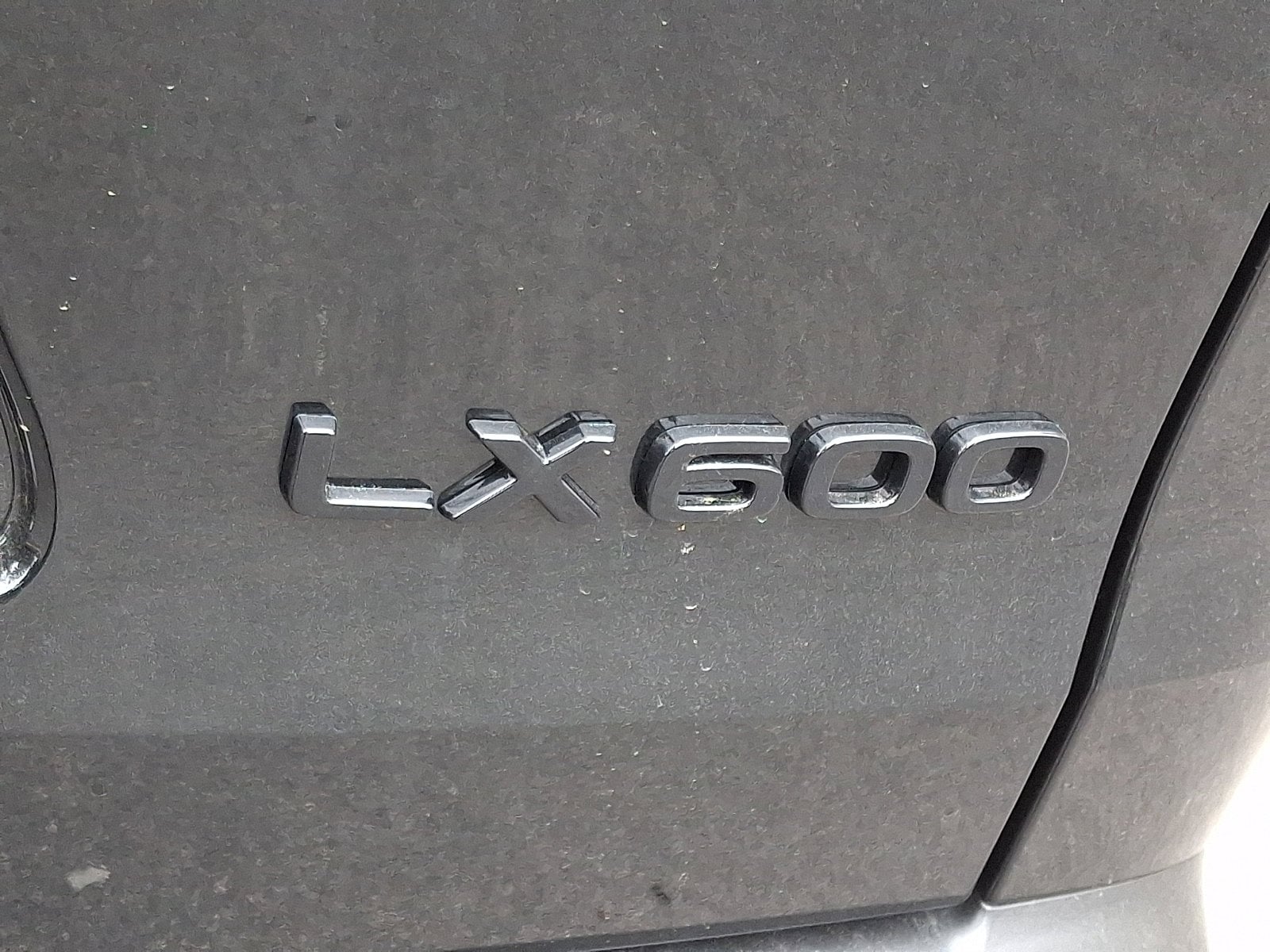 2026 Lexus LX 600 F-Sport - Photo 16