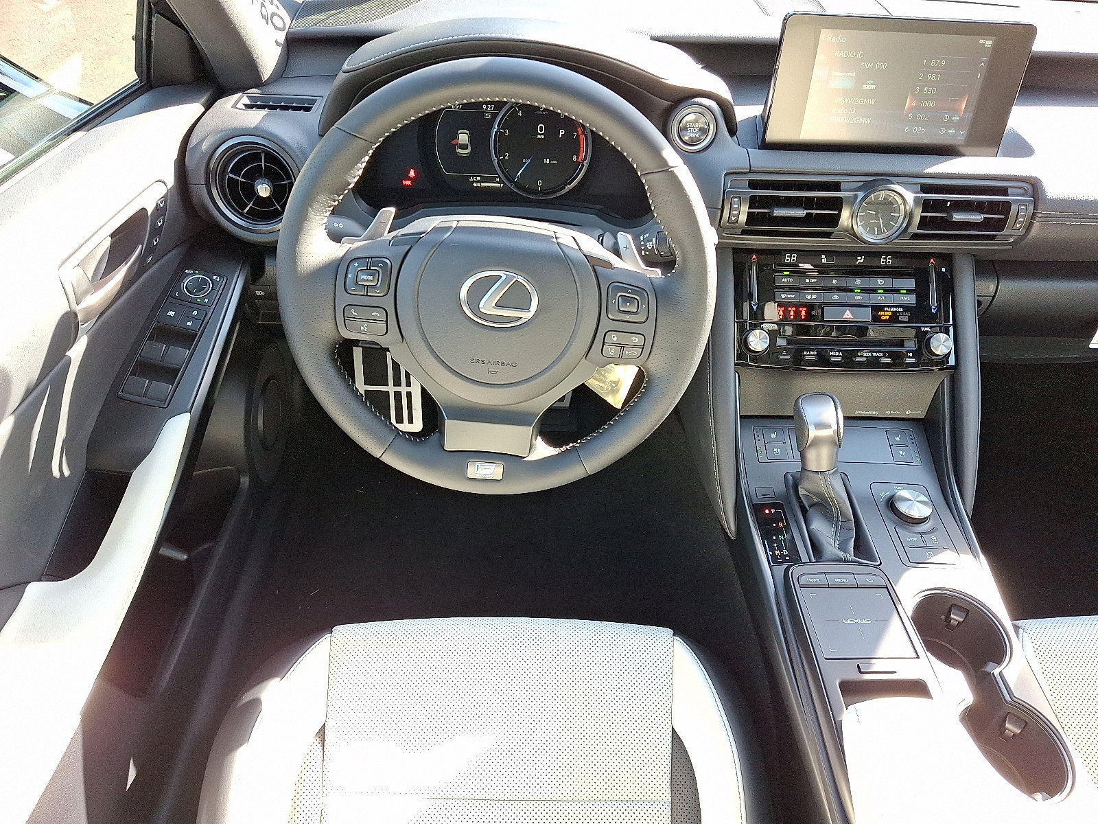 2025 Lexus IS 350 F SPORT - Photo 7