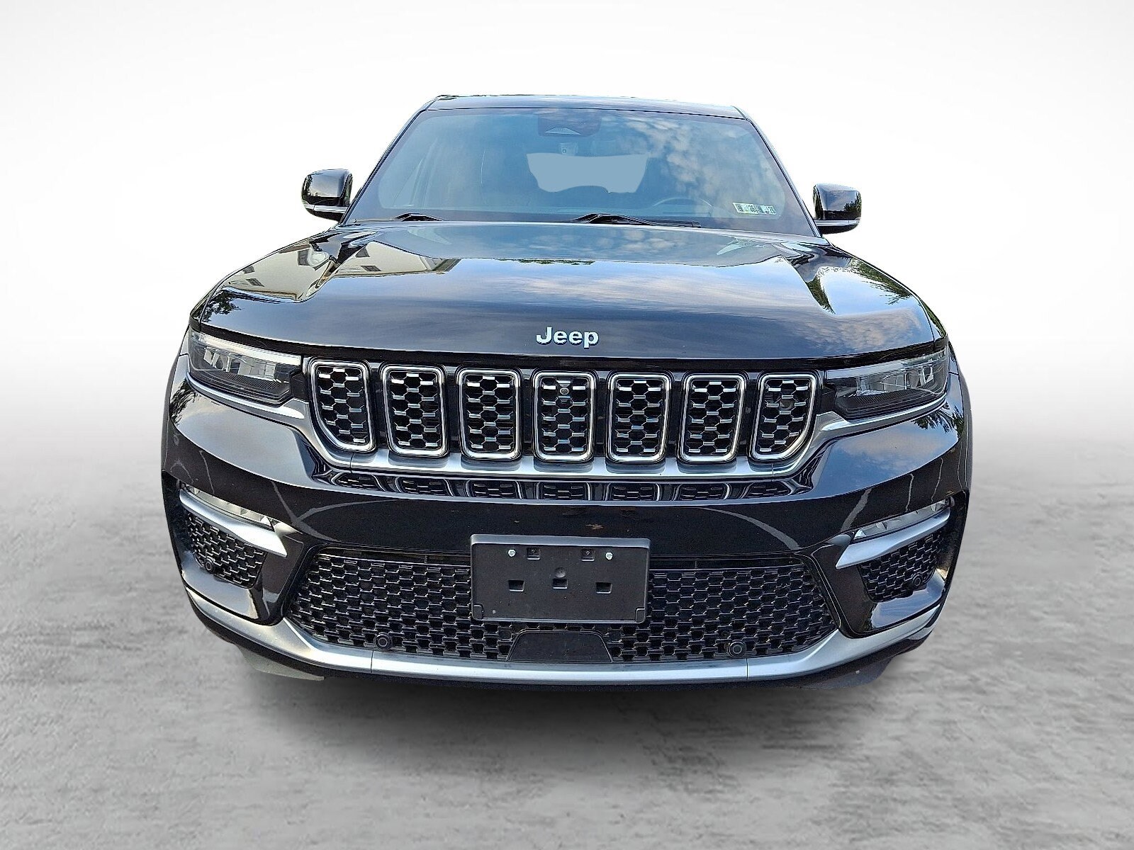 2022 Jeep Cherokee Summit 4xe photo 2