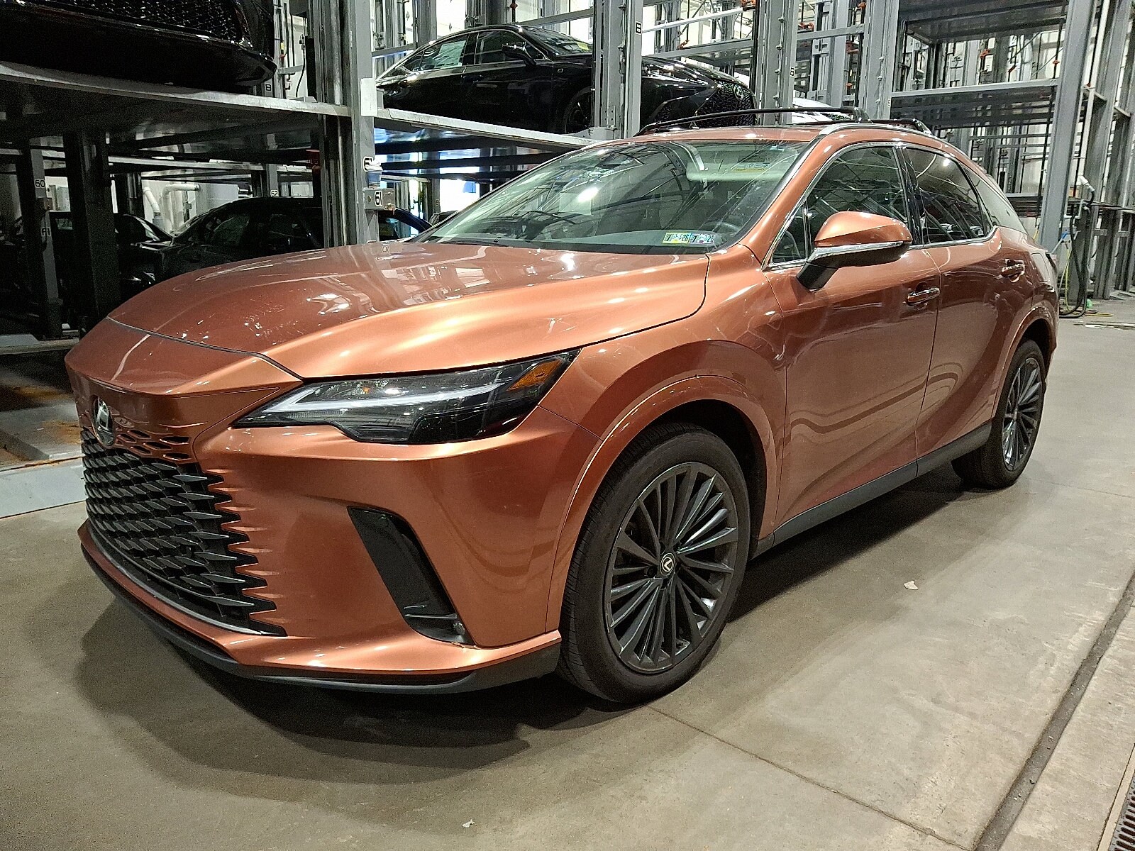 2024 Lexus RX 350 Premium photo 2