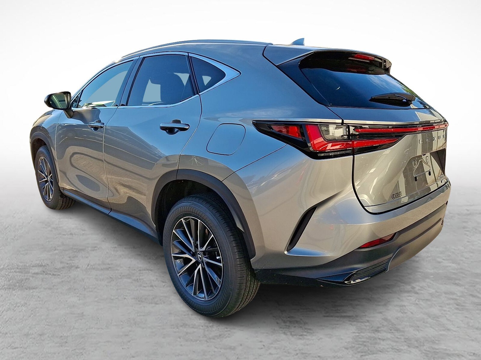 2023 Lexus NX 350 photo 3
