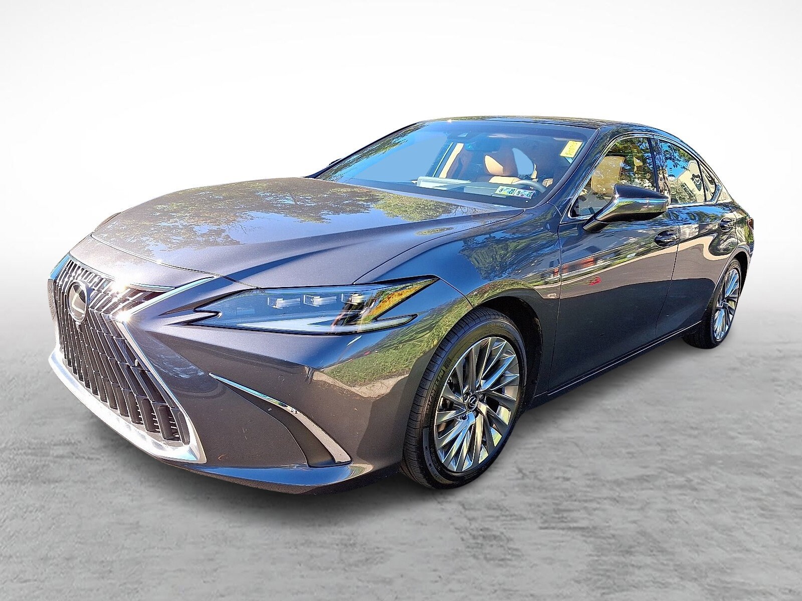 2023 Lexus ES 350 Ultra Luxury photo 3