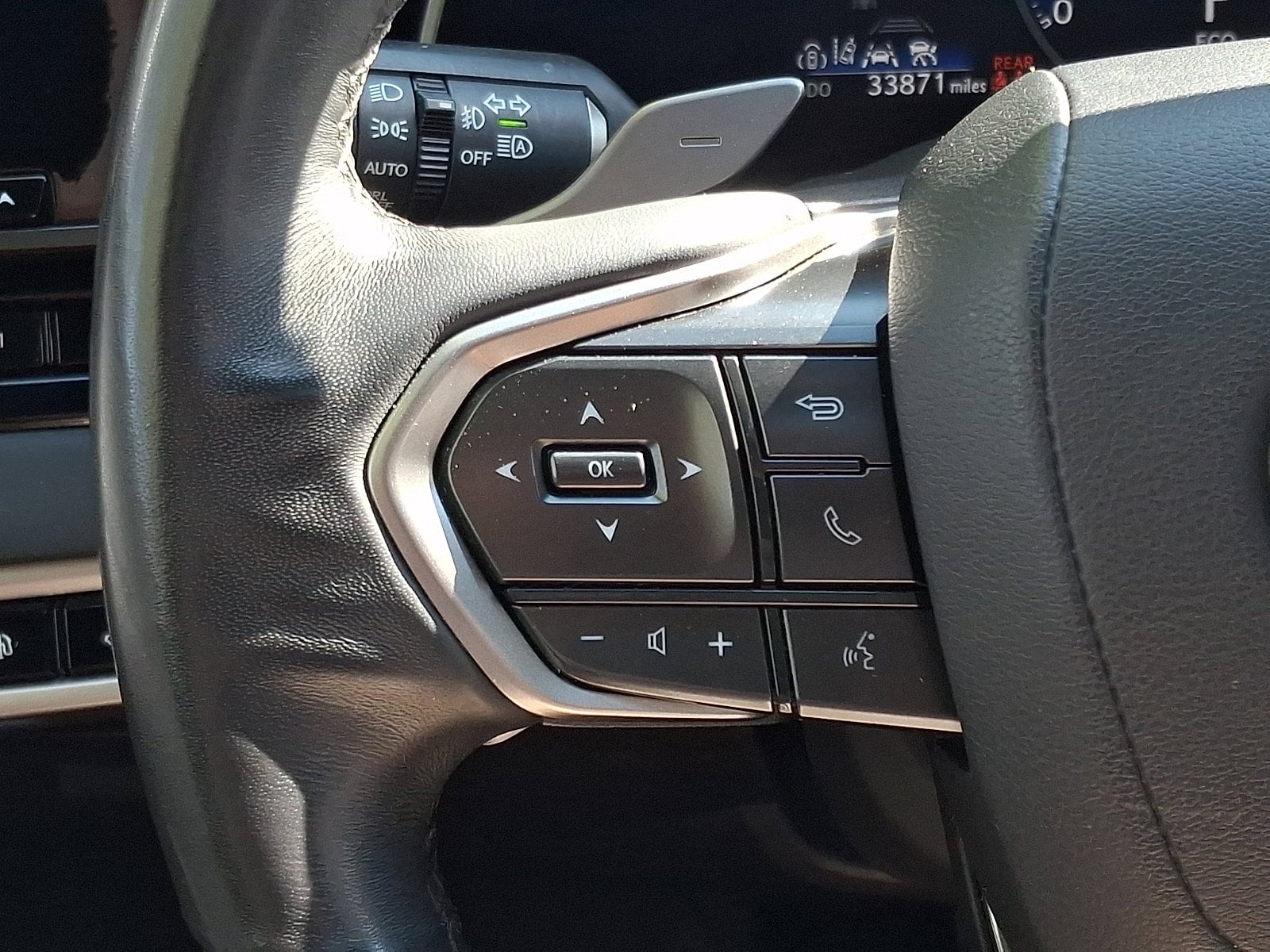 2023 Lexus RX 350 - Photo 22