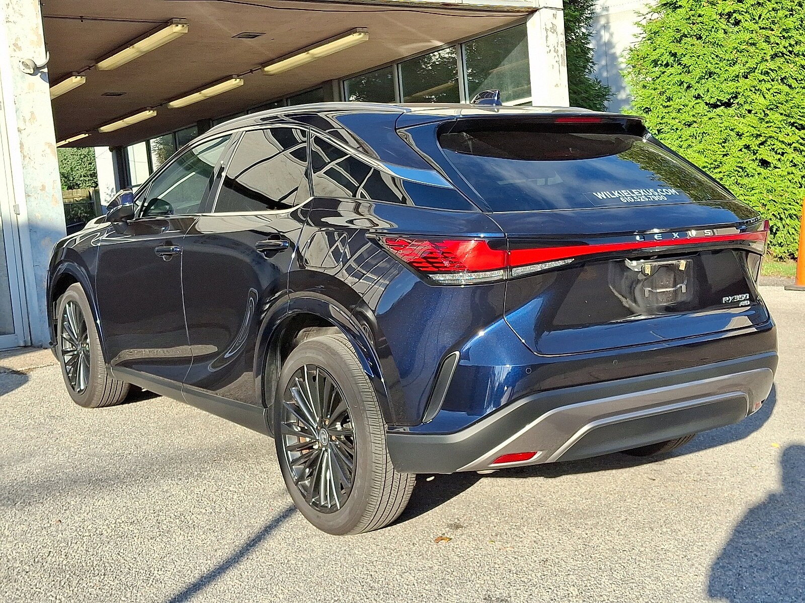 2024 Lexus RX 350 Premium photo 3