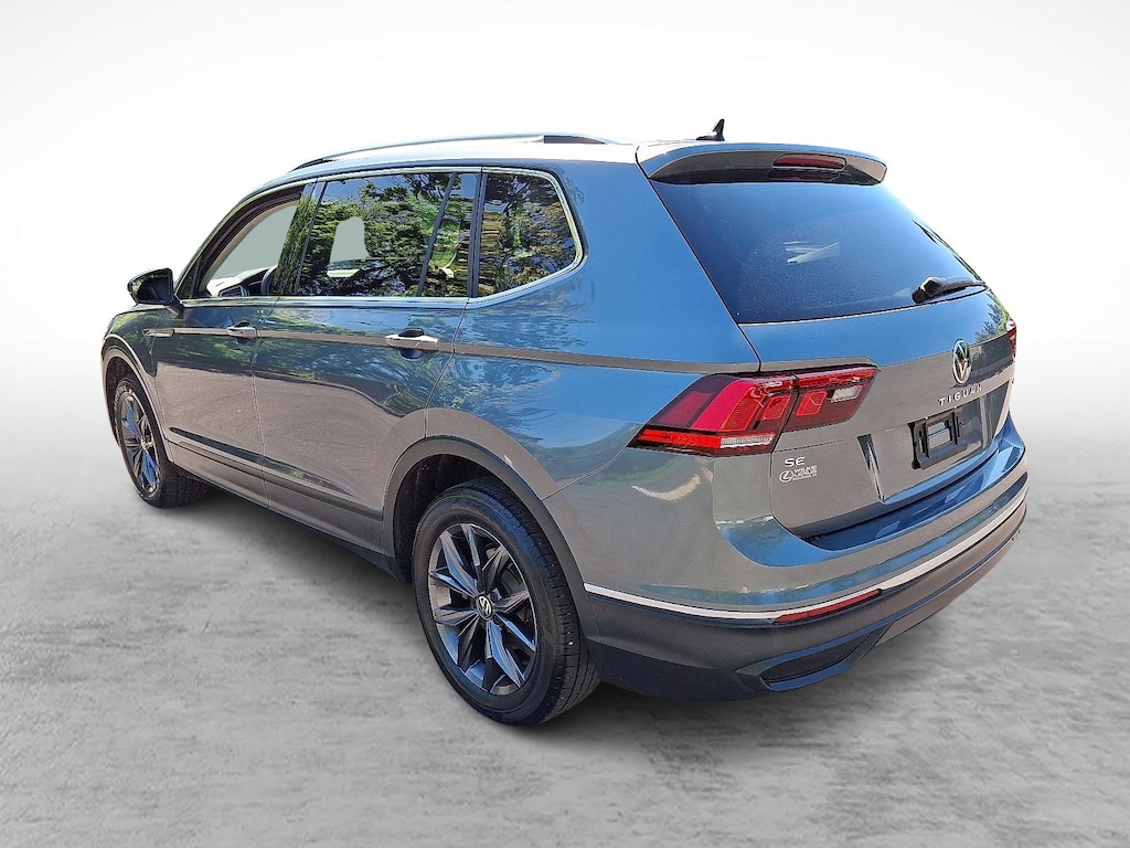 Used 2022 Volkswagen Tiguan SE SUV