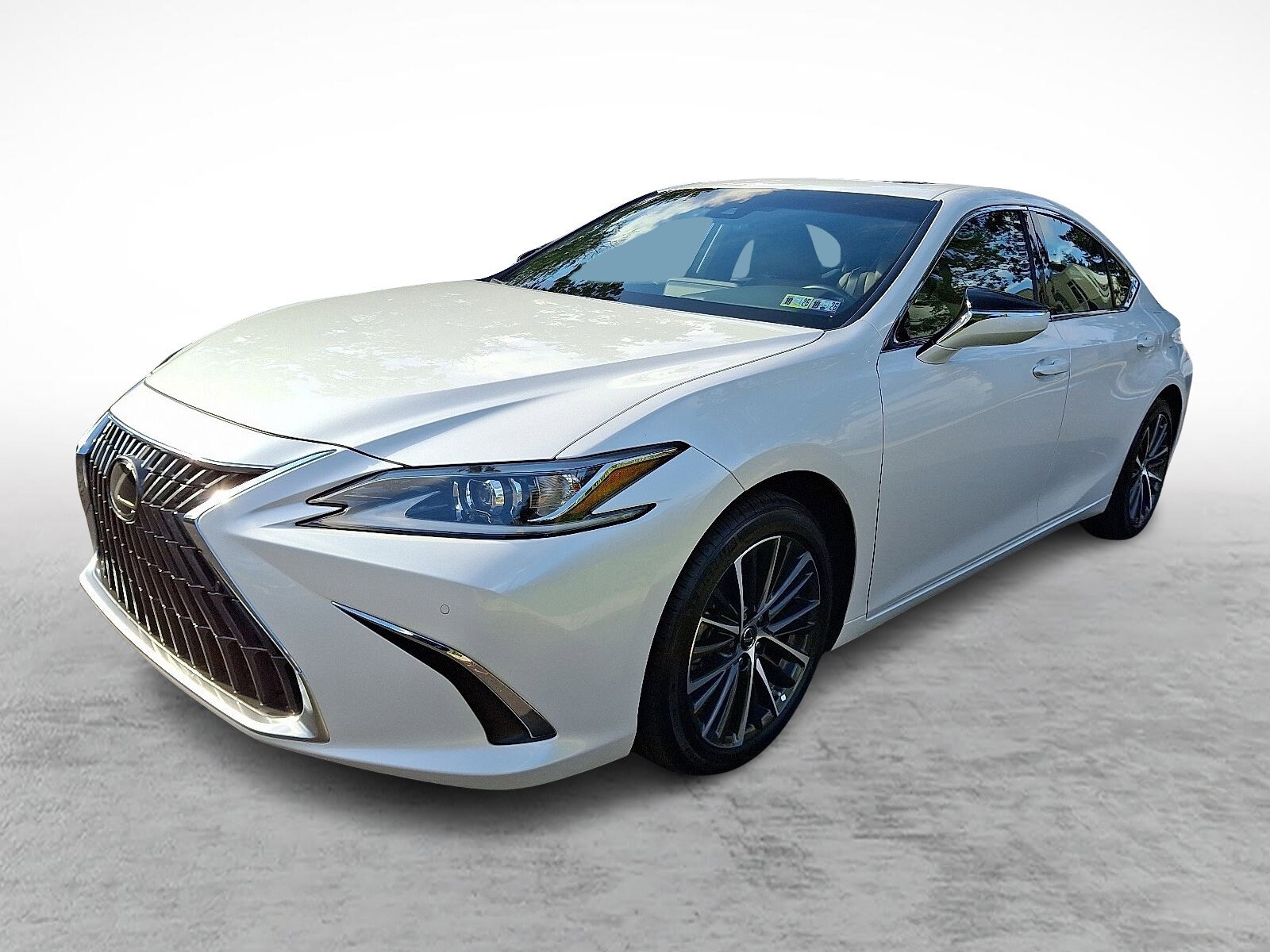 2025 Lexus ES 350 photo 2