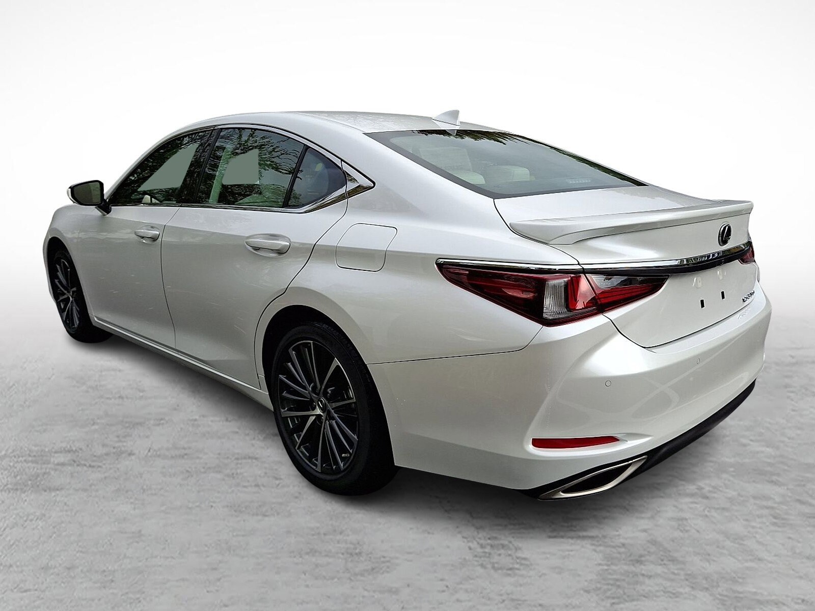 2025 Lexus ES 350 Premium photo 3