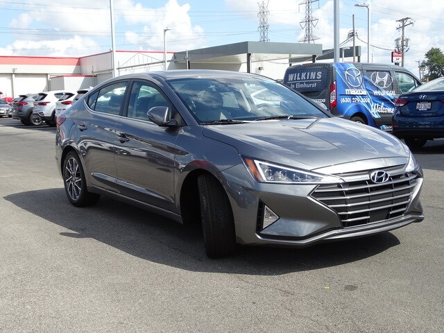 2020 Hyundai Elantra Limited photo 4