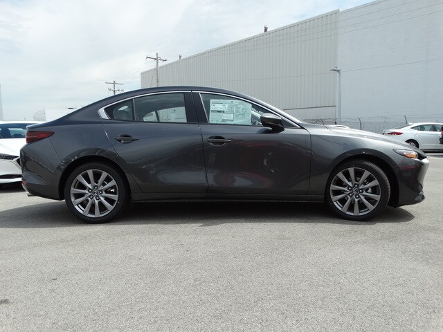 2019 Mazda Mazda3 Preferred photo 4