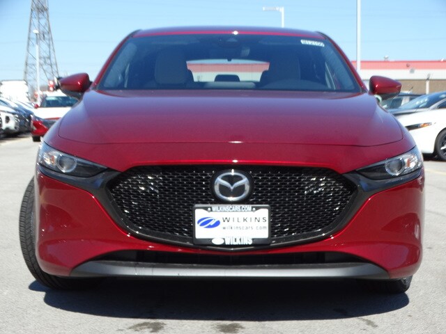 2019 Mazda Mazda3 Preferred Hatchback photo 3