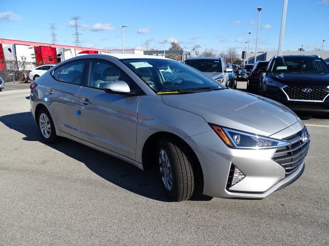 2020 Hyundai Elantra SE photo 4
