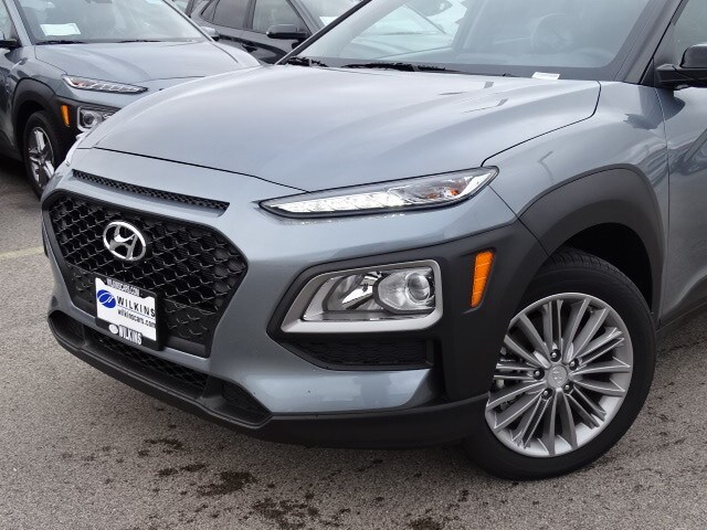 2020 Hyundai Kona SEL photo 2