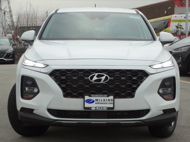 2019 Hyundai Santa Fe SE photo 2