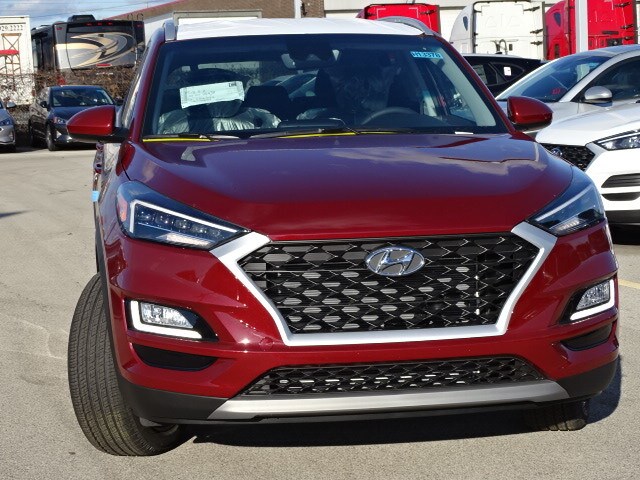 2020 Hyundai Tucson Sport photo 3
