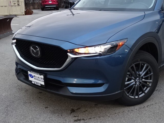 2019 Mazda CX-5 Touring photo 2
