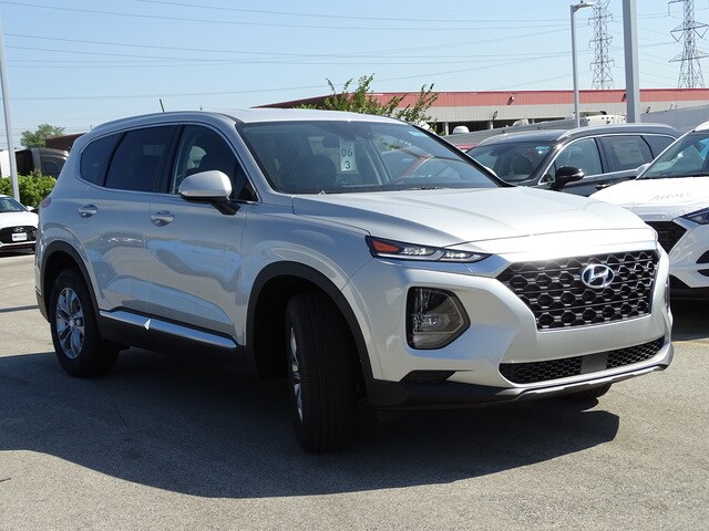2020 Hyundai Santa Fe SE photo 4