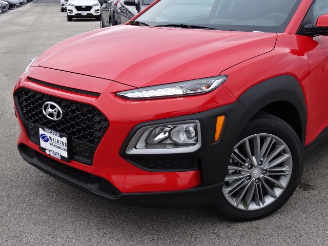 2020 Hyundai Kona SEL photo 2
