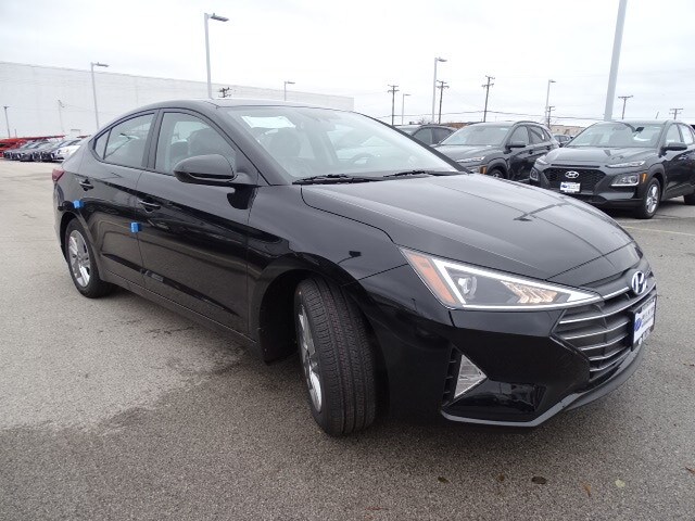 2020 Hyundai Elantra Value Edition photo 4