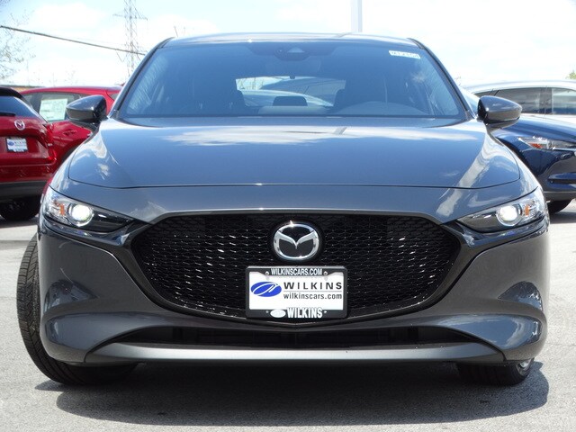 2019 Mazda Mazda3 Preferred Hatchback photo 2