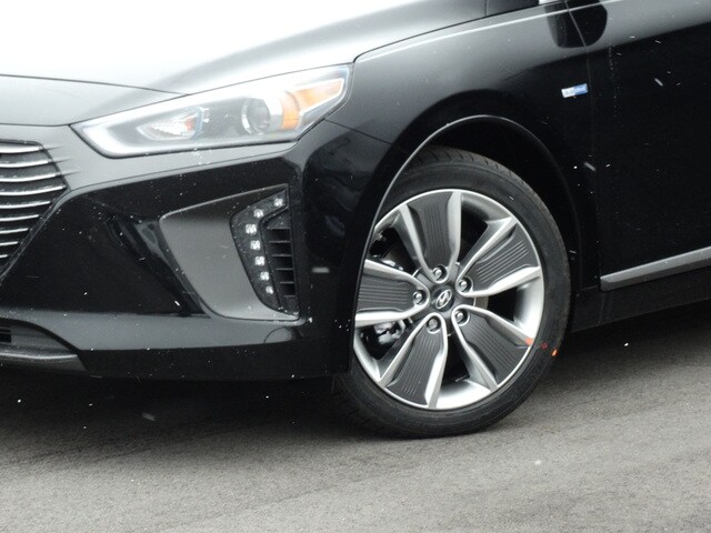 2018 Hyundai Ioniq Limited photo 3