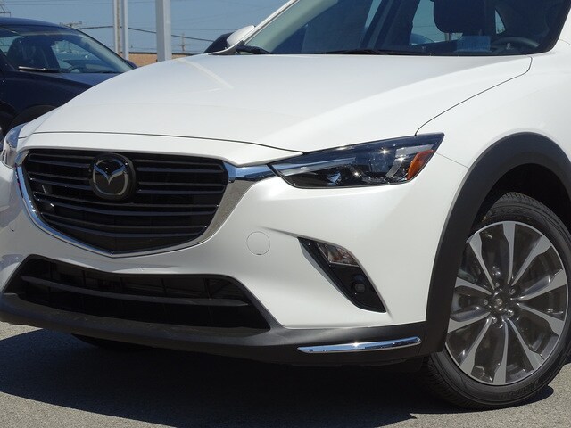 2019 Mazda CX-3 Grand Touring photo 2