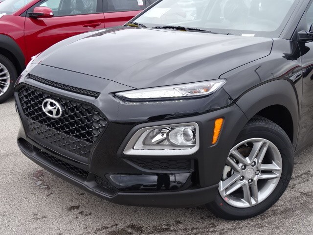 2020 Hyundai Kona SE photo 2