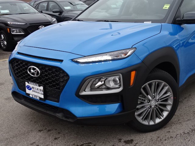 2020 Hyundai Kona SEL photo 2