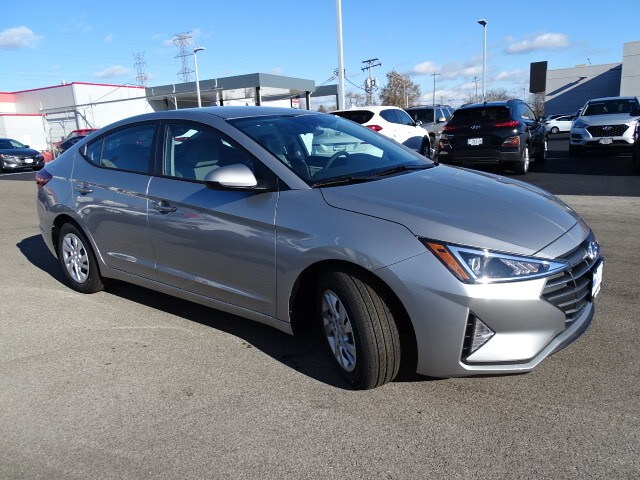 2020 Hyundai Elantra SE photo 4