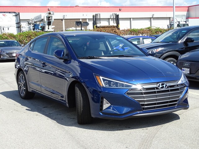 2020 Hyundai Elantra Limited photo 4