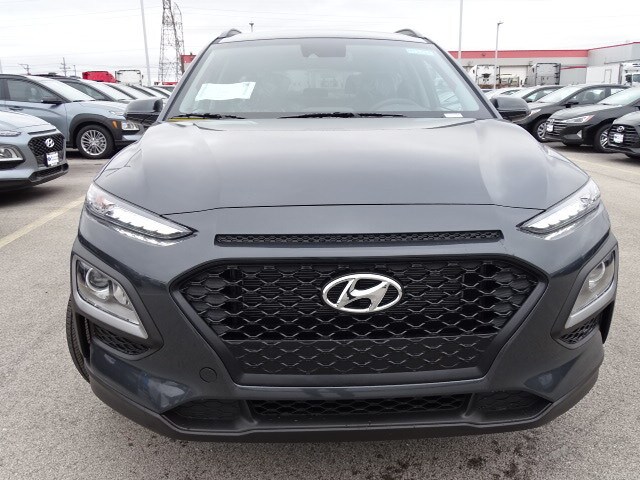 2020 Hyundai Kona SEL photo 3