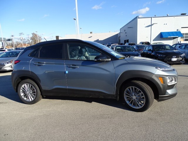 2020 Hyundai Kona SEL photo 4
