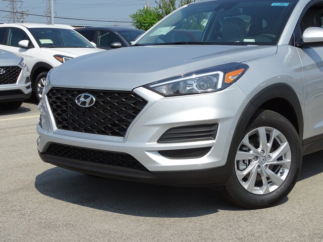 2019 Hyundai Tucson SE photo 2
