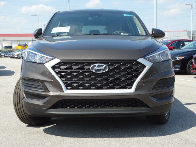 2019 Hyundai Tucson SE photo 2