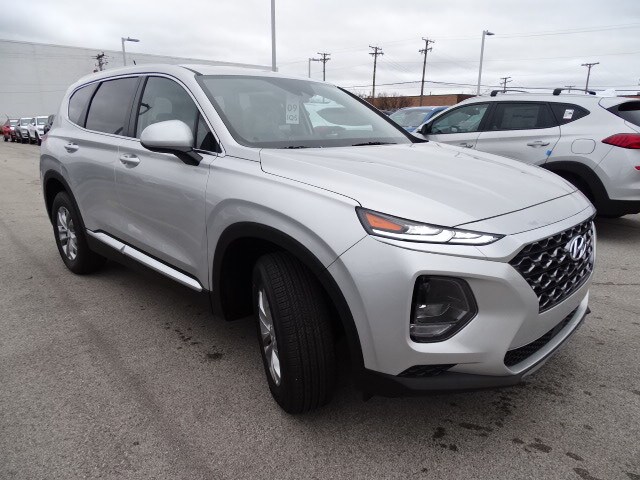 2020 Hyundai Santa Fe SE photo 4