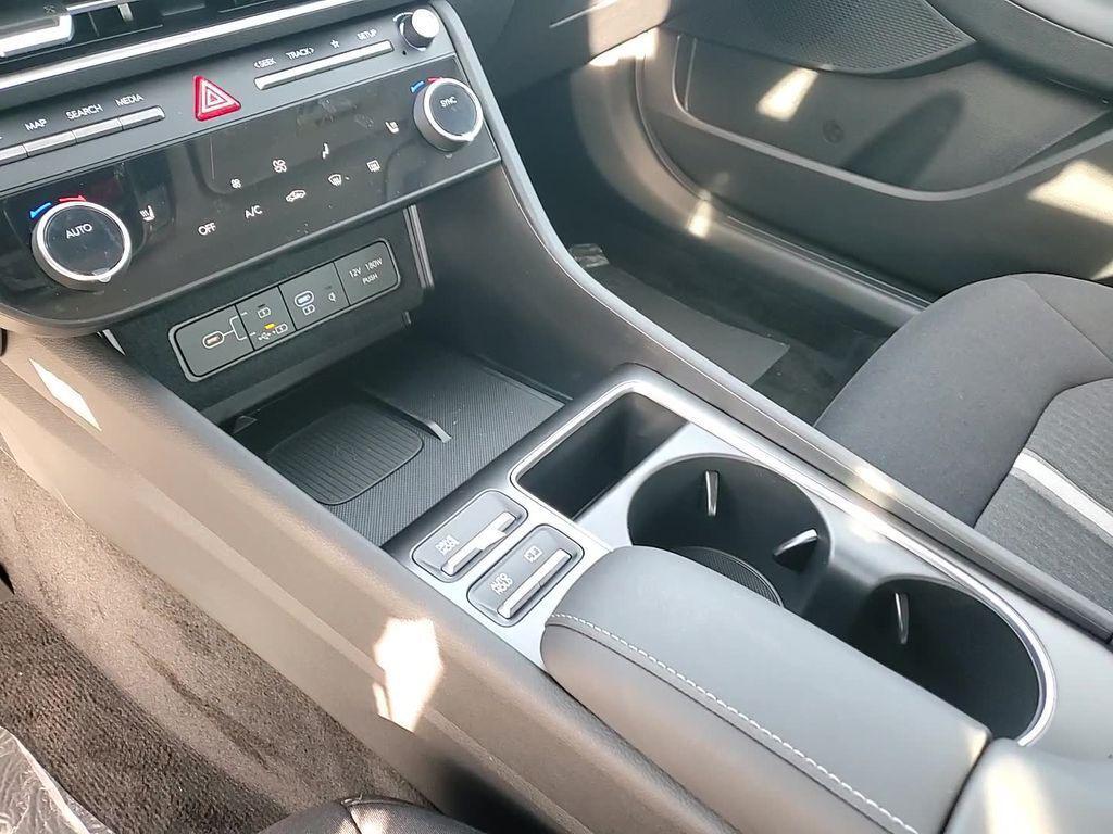 2026 Hyundai Sonata SEL - Photo 20
