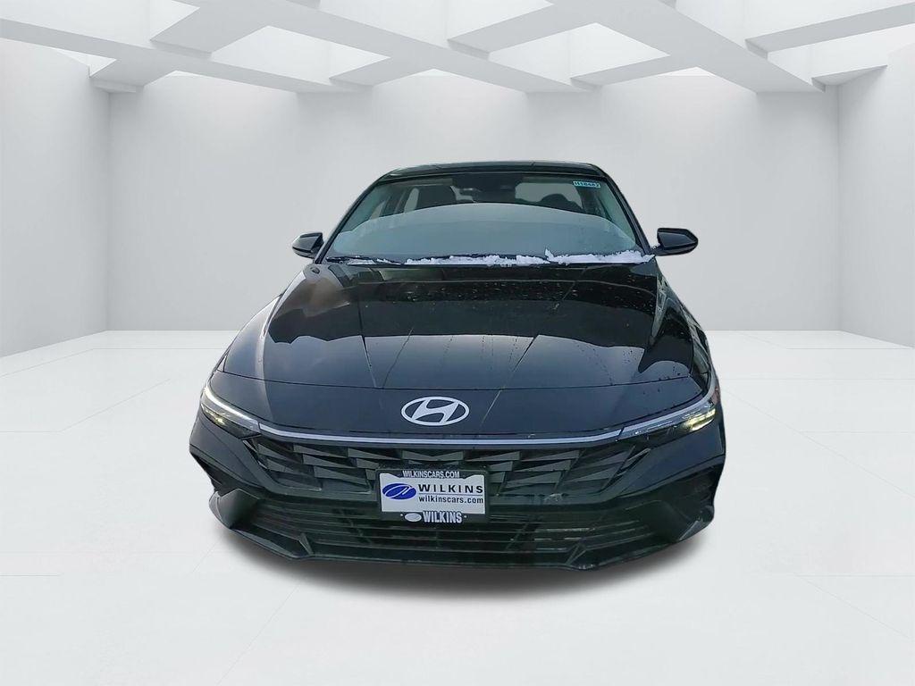 2025 Hyundai Elantra Hybrid Blue photo 2