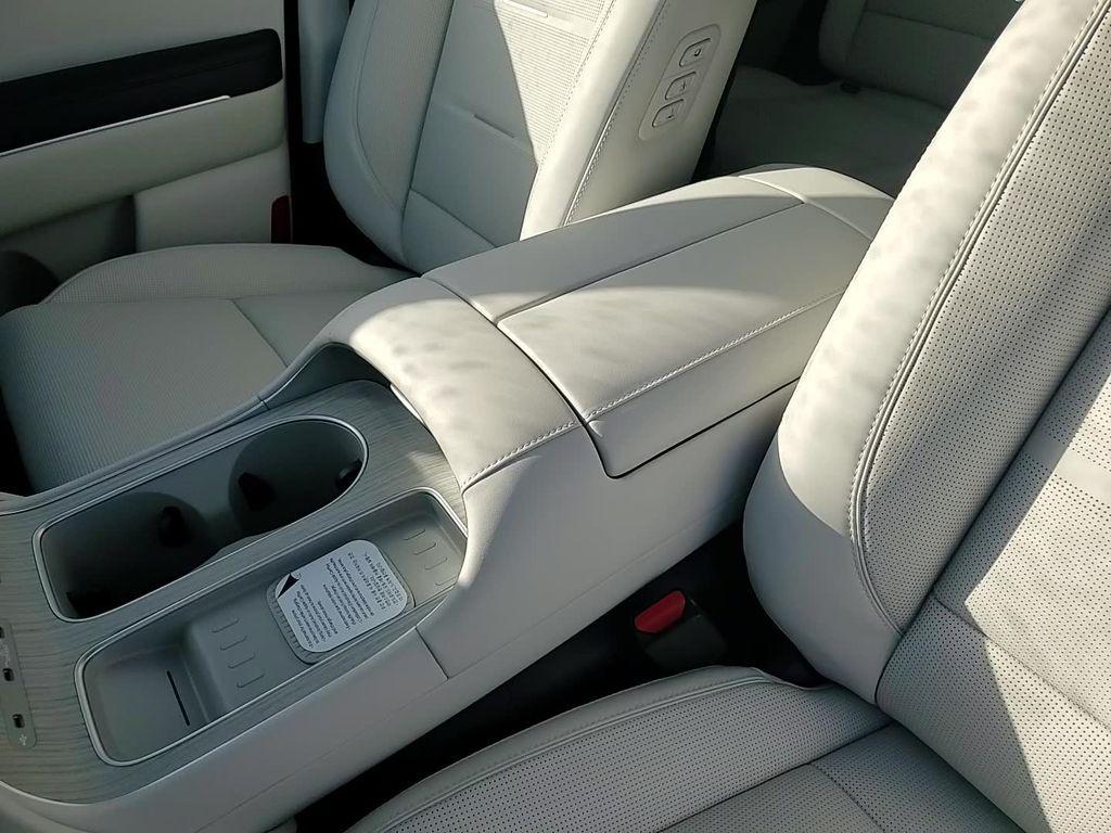 2026 Hyundai Palisade Calligraphy - Photo 21