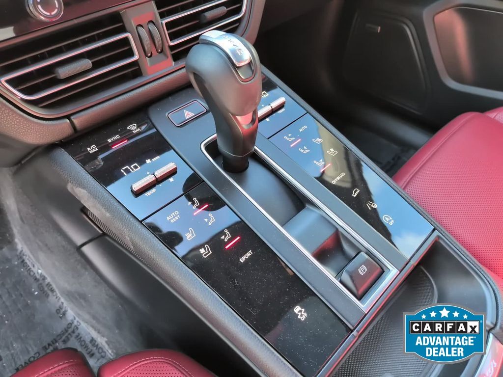 2022 Porsche Macan Base - Photo 19