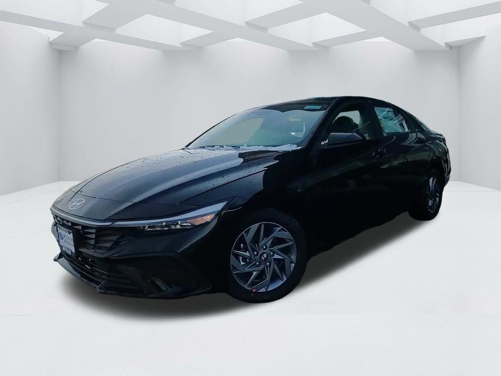 2025 Hyundai Elantra Blue's photo