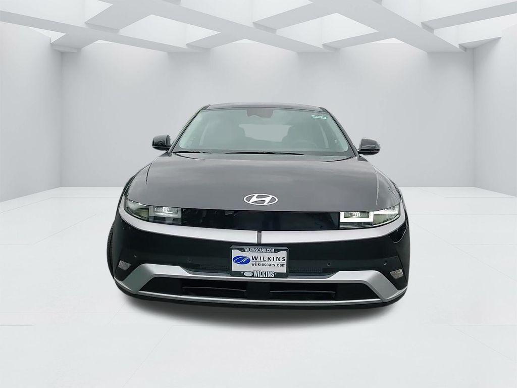 2025 Hyundai Ioniq 5 SE photo 2