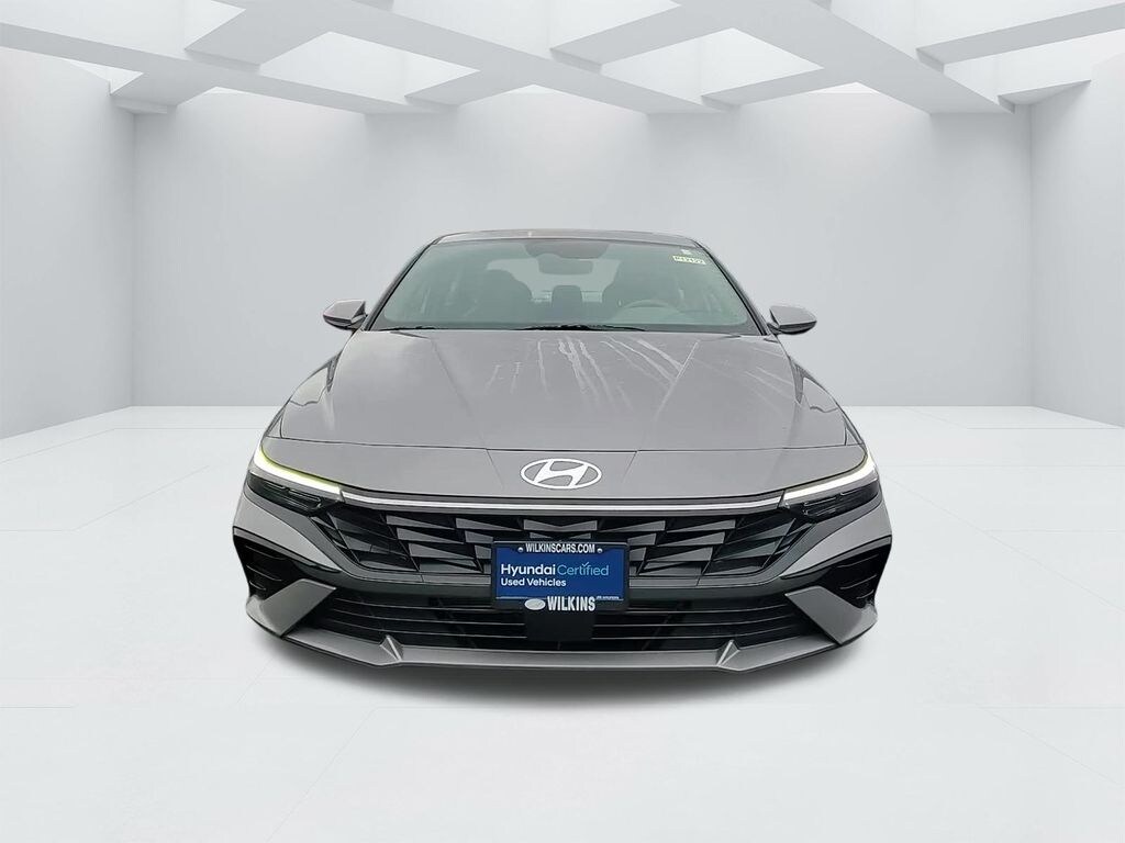 Certified 2025 Hyundai Elantra SEL Convenience Sedan