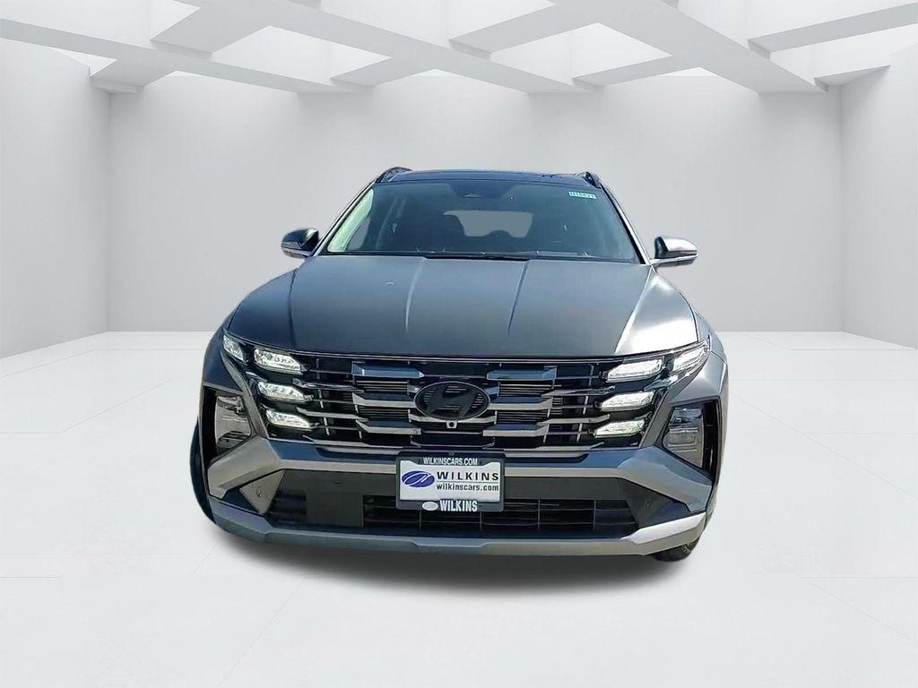 2025 Hyundai Tucson Limited photo 2