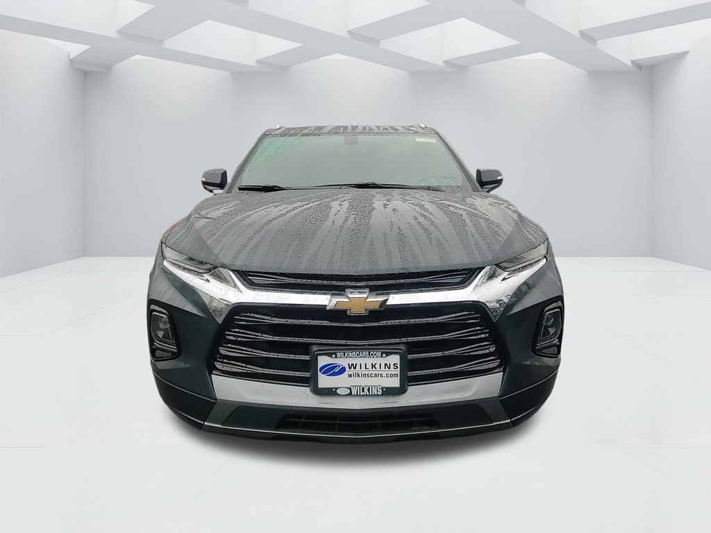 2019 Chevrolet Blazer Premier photo 2