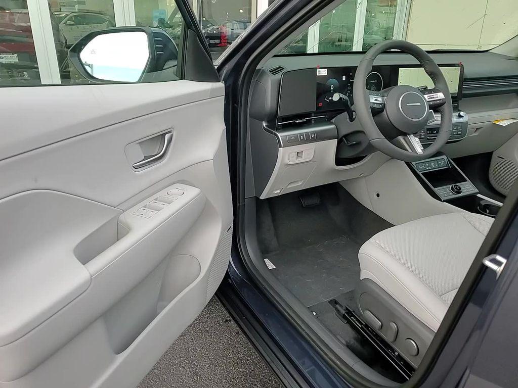 2026 Hyundai Kona Limited - Photo 11